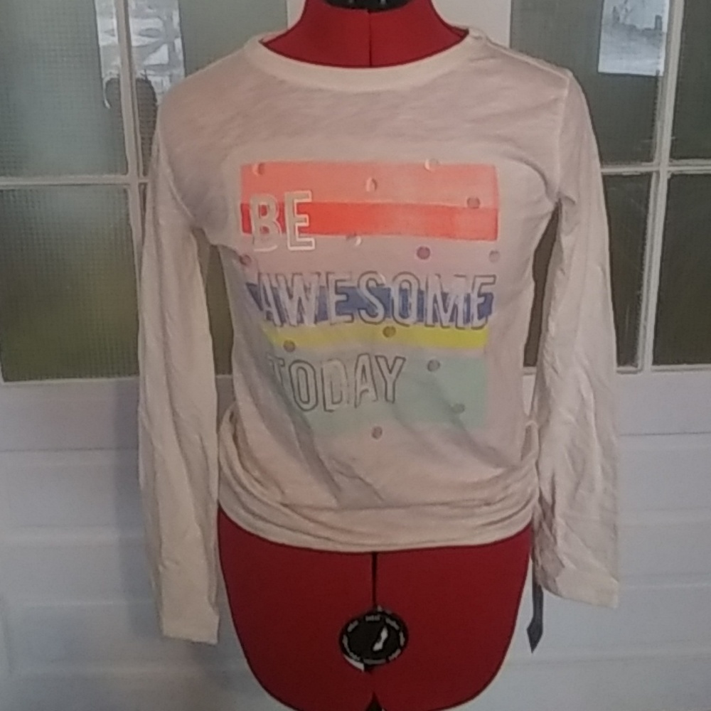 Long sleeve tee